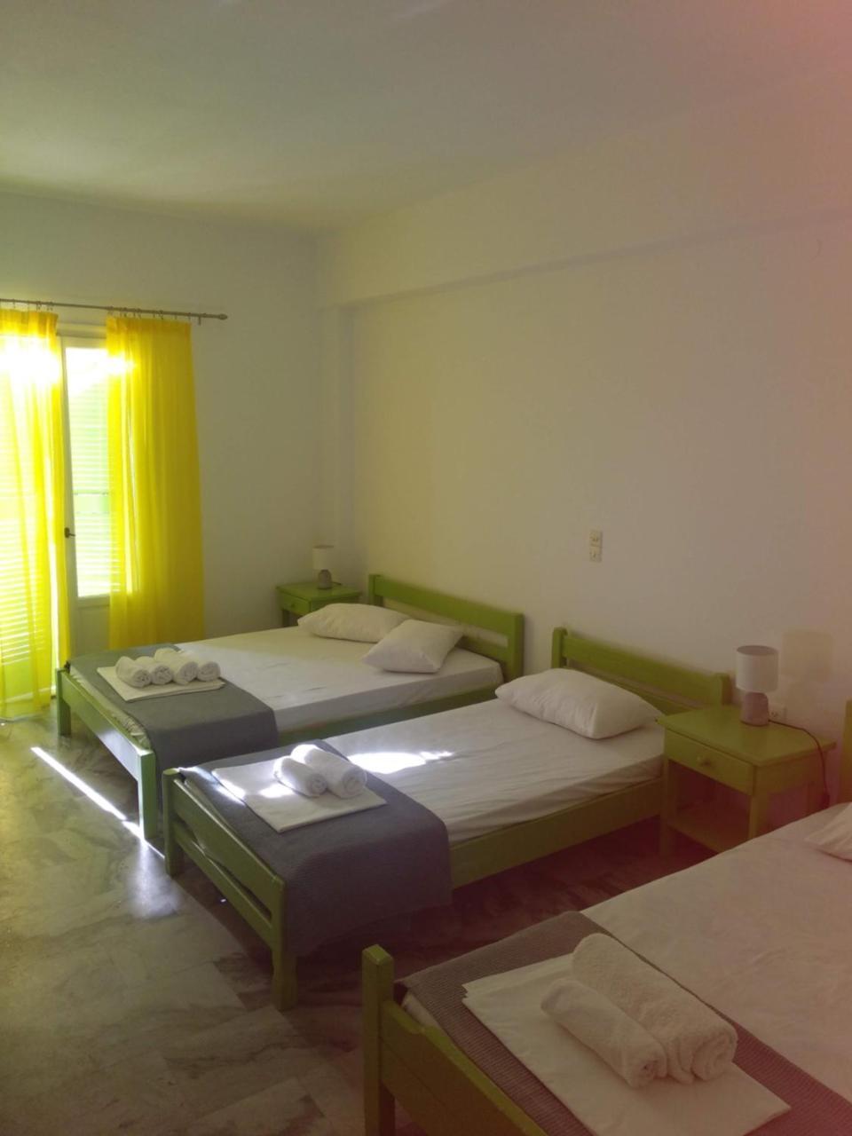 Siren Rooms And Apartments Paros Eksteriør billede