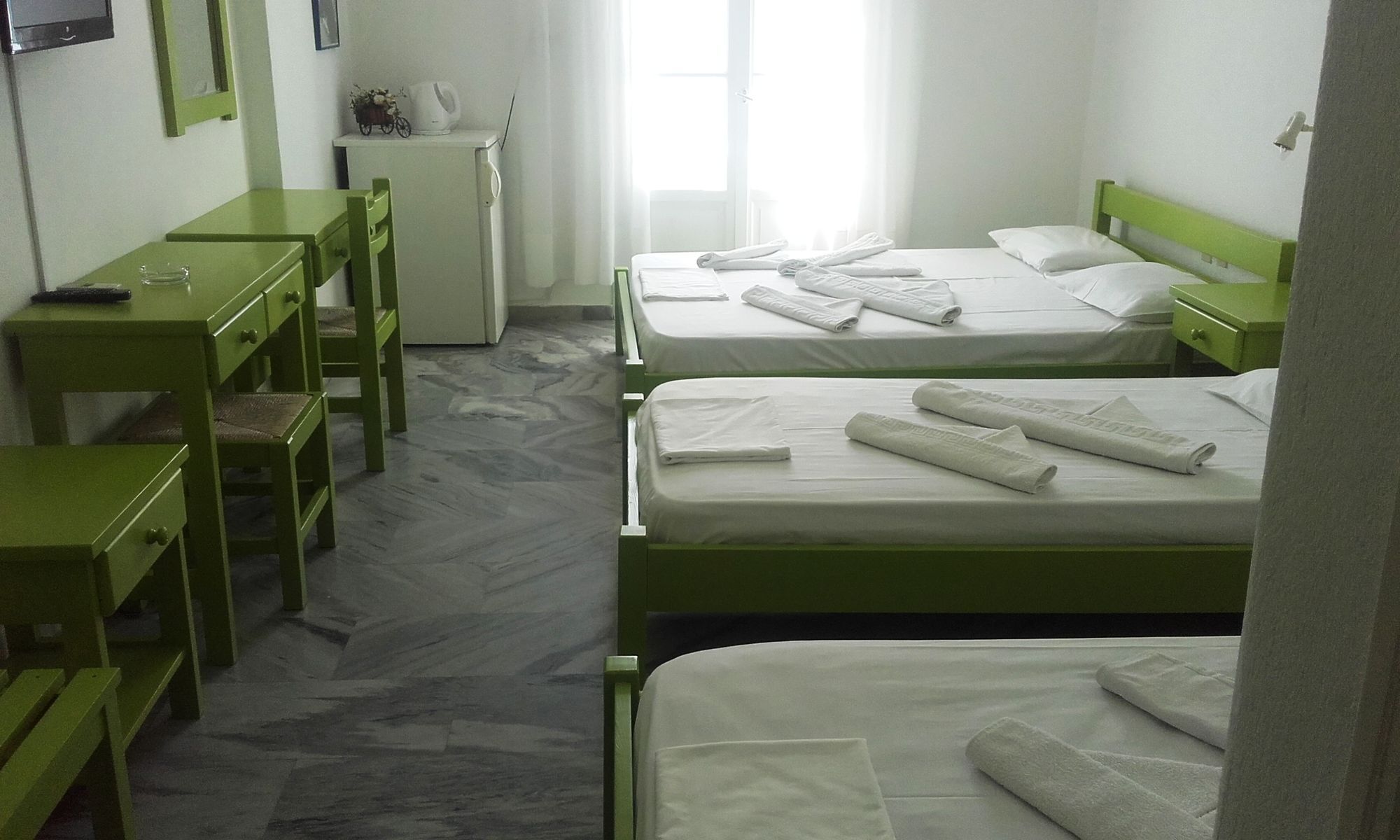 Siren Rooms And Apartments Paros Eksteriør billede